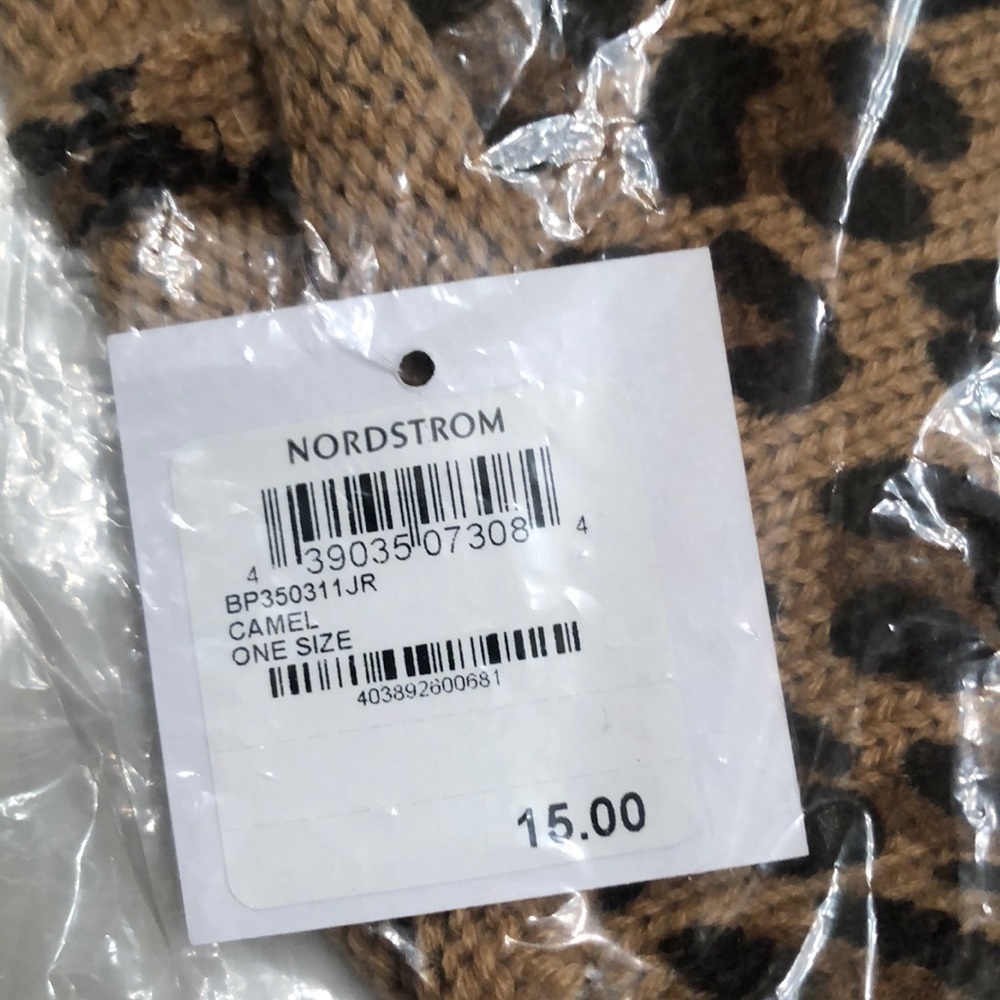 Leopard beanie - Picture 3 of 4